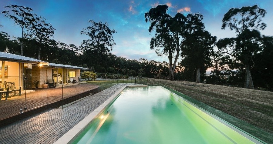 Compass Pools Australia 2017 SPASA Victoria Awards Lap Pool with Glass Wall Detail Compass Pools Australia 2017 SPASA Victoria Awards Lap Pool with Glass Wall Detail