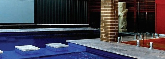 Select the Best Swimming Pool for You Fibreglass or Concrete Pool