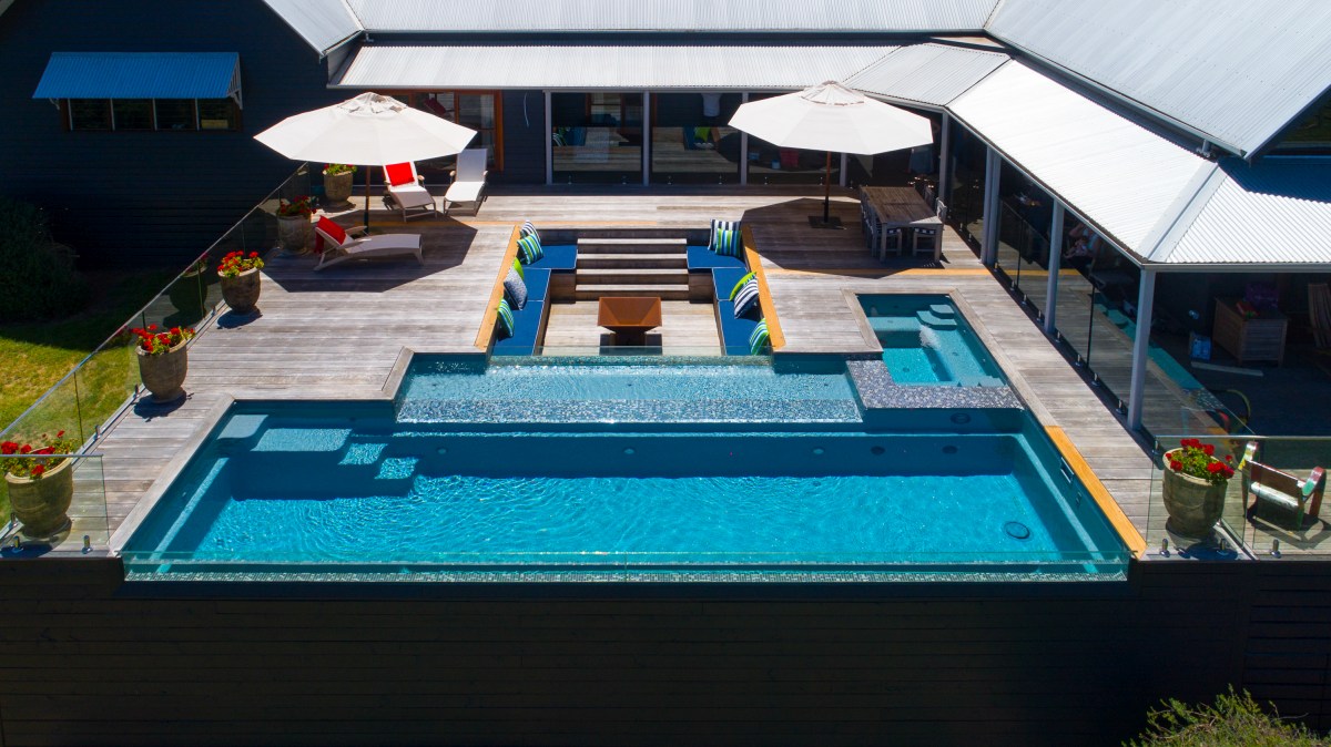 Compass Pools Australia Fastlane 10m Evolution wader beach bench Acrylic edge Compass Pools Melbourne Compass Pools Australia Fastlane 10m Evolution wader beach bench Acrylic edge Compass Pools Melbourne