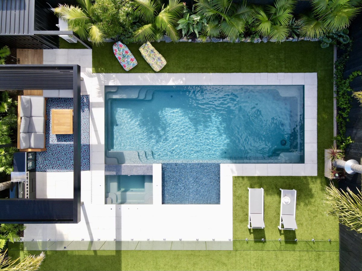 Compass Pools Australia X Trainer 10.2m Evolution sunpod X Trainer Spa Aquastyle Pools Compass Pools Australia X Trainer 10.2m Evolution sunpod X Trainer Spa Aquastyle Pools
